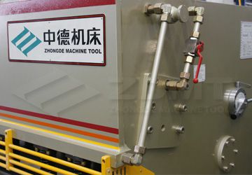 卡套式讨论体.jpg 卡套式讨论体.jpg